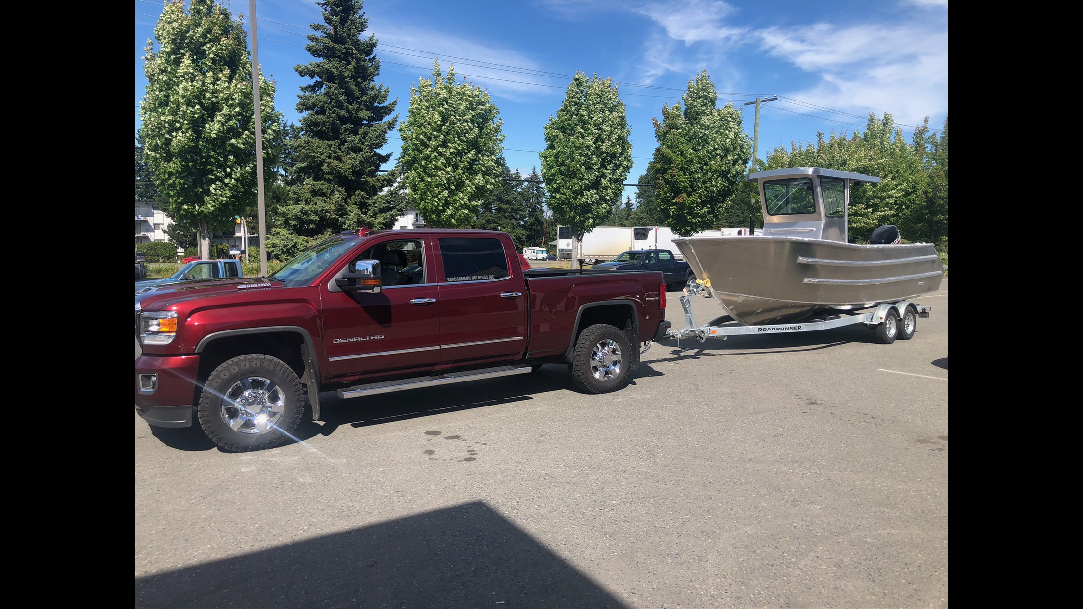 HB Towing towing boat trailer and boat